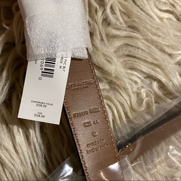 *SOLD*NWT AUTHENTIC* COACH Classic Belt In Signature Canvas Size Medium - Picture 6 of 8